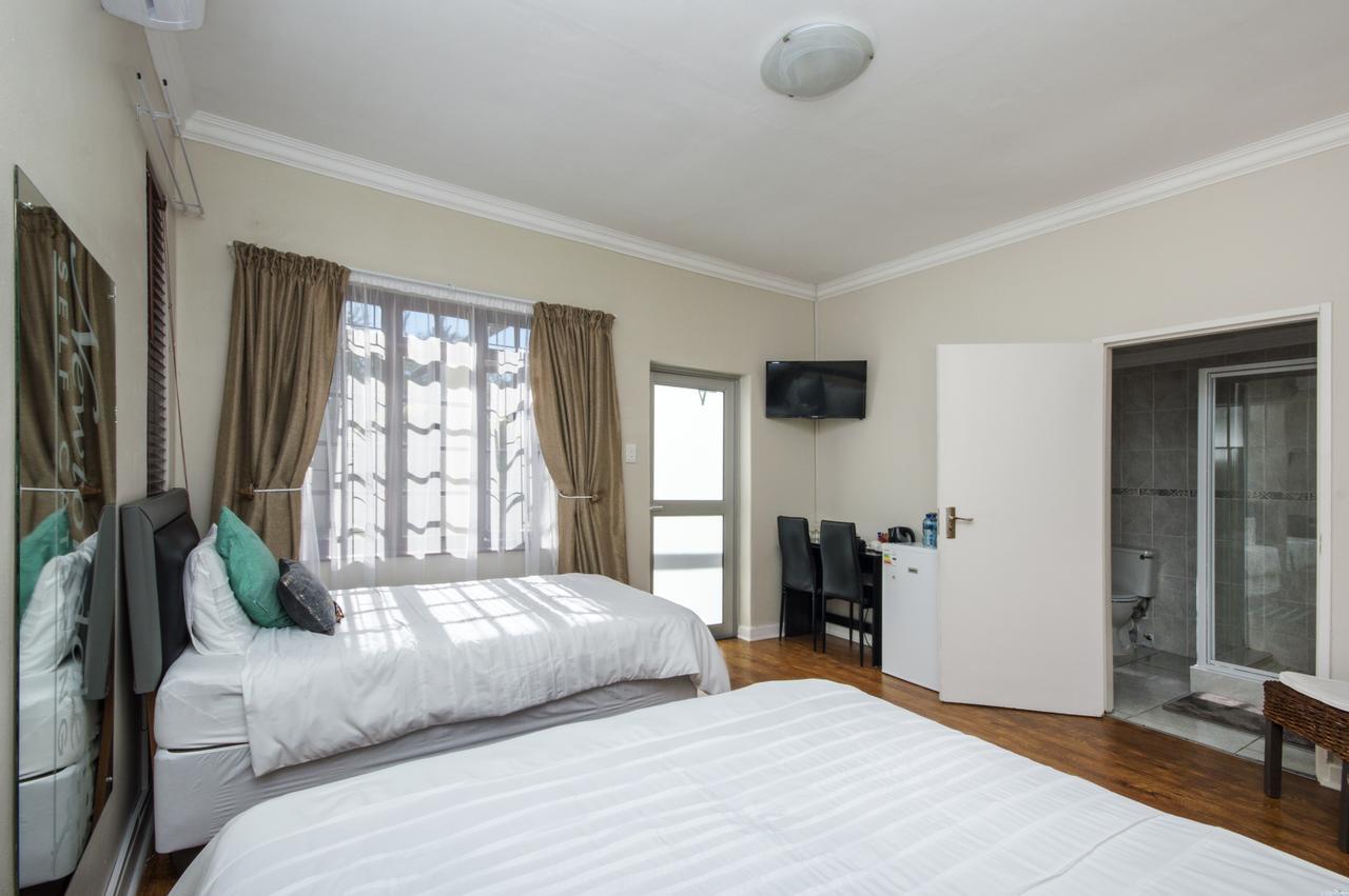 Walmer Villiers Self Catering Port Elizabeth Exterior foto